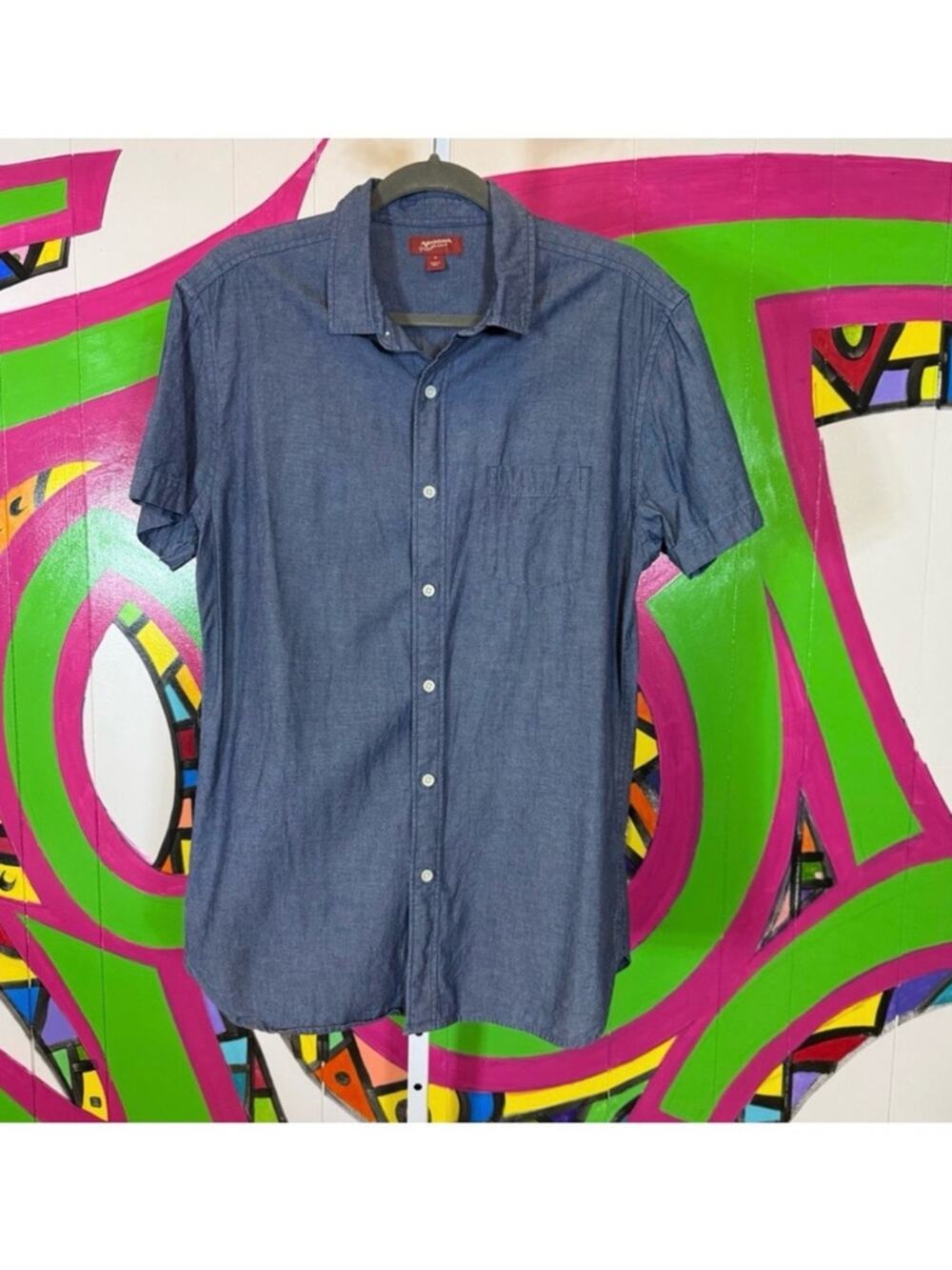 Arizona Jean Company Blue Casual Button Down Shirt. Size Medium. Excellent cond!